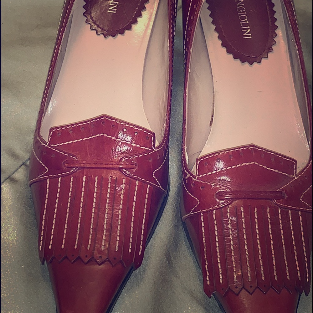 Enzo Angiolini classic leather pumps. Barely worn.